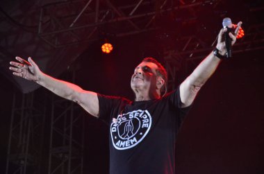 Natal (rn), Brezilya 12 / 31 / 2024 - Yeni yıl arifesinde natal 'da 10 dakikalık sessiz havai fişek gösterisi vardı, geniş bir izleyici kitlesi 2025' i ücretsiz gösterilerle karşılamak için ponta negra plajını ele geçirdi (jose aldenir / thews2)