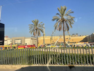 Arşiv. Trablus 'ta insan hareketleri. 23 Aralık 2024, Trablus, kuzey Lübnan, Lübnan: Trablus 'taki insan ve araçların genel hareketi. (Fotoğraf: Ahmad GH / Thenews2 / Depo Fotoğrafları) 