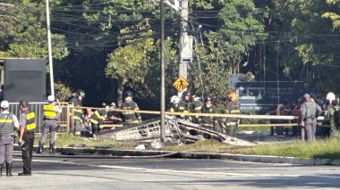 Sao Paulo (sp), Brezilya 02 / 07 / 2025 - Barra funda 'da küçük kral uçak kazaları, Sao Paulo' nun batı bölgesi; en az 2 ölü ve 2 yaralı var.
