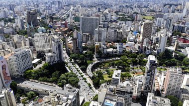 Sao Paulo (sp), Brezilya - Orta bölgedeki Sao Paulo gökyüzünde az bulut, bu Çarşamba sabahı yüksek sıcaklıklar, 12 Şubat 2025. (Leco Viana / Newws2) 