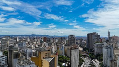Sao Paulo (sp), Brezilya - Orta bölgedeki Sao Paulo gökyüzünde az bulut, bu Çarşamba sabahı yüksek sıcaklıklar, 12 Şubat 2025. (Leco Viana / Newws2) 