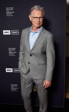 6 Mart 2025, ABD: Amc Networks, hit kara dram dizisinin son derece beklenen üçüncü sezonunu kırmızı halı ve gösterim olayıyla (niyi fote / theenews2)