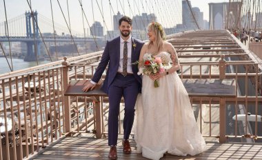 Brooklyn Köprüsü ve onun yan gösterileri. 14 Mart 2025, Brooklyn, New York, ABD: birçok New Yorklu ve turist bahar sezonuna girerken Brooklyn Köprüsü 'ne büyük miktarda çekiliyor. (niyi fote / the new ws2)