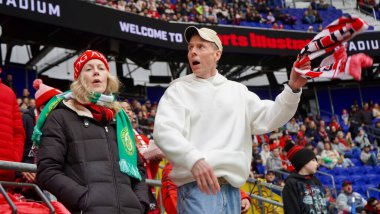 15 Mart 2025, Harrison, New Jersey, ABD: New York Red Bull ve Orlando City sc arasındaki futbol maçı boyunca taraftarlar Harrison 'daki Red Bull arenasında normal sezon 2025 mls (niyi fote / theenews2)