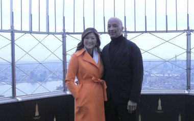 Juju Chang ve Byron Pitts, ABC News Nightline 'ın 45. yıldönümü kutlamalarında esB' yi aydınlatıyor. 28 Mart 2025, New York, ABD