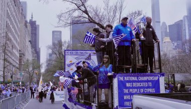 Yunanistan 'ın bağımsızlık günü geçit töreni, Nic 2025. 30 Mart 2025, New York, ABD: 64. ve 5. caddelerin doğusunda başlayan Yunan bağımsızlık günü geçit töreni (niyi fote / thews2)