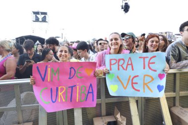 Sao Paulo (sp), Brezilya 03 / 28 / 2025 genç grubu dionisio paulo lollapalooza sao paulo festivalinde çalıyor, Interlagos hipodromu, Sao Paulo, bu Cuma, 28 Mart 2025. (Leco Viana / Newws2)