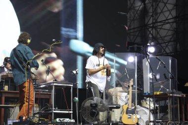 Sao Paulo (sp), Brezilya 03 / 28 / 2025 genç grubu dionisio paulo lollapalooza sao paulo festivalinde çalıyor, Interlagos hipodromu, Sao Paulo, bu Cuma, 28 Mart 2025. (Leco Viana / Newws2)