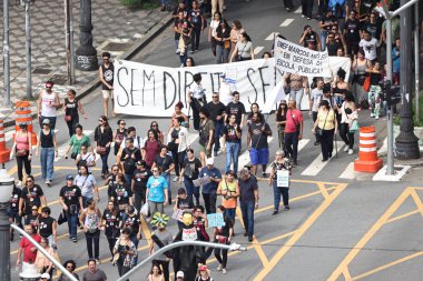 Sao Paulo (SP), Brezilya 04 / 15 / 2025 gösteri ve Sao Paulo Belediye Binası ve Sao Paulo Belediye Meclisi önünde yürüyüş. (leco viana / the newws2)
