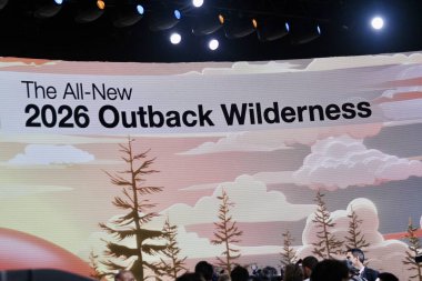 Subaru basın toplantısı 2025 New York Uluslararası Otomobil Fuarı 125 yıl. 16 Nisan 2025, New York, ABD: Subaru şirketinin başkanı ve CEO 'su, atsushi osaki ve jeff walters, Başkan & coo, Amerika' nın subarusu (niyi fote / thews2)