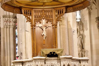 Papa Francis 'in vefatından sonra Aziz Patrick Katedrali' nde ayin. 22 Nisan, New York, ABD: Papa Francis 'in vefatından sonra Aziz Patrick Katedrali' nde bir ayin. (niyi fote / the new ws2)