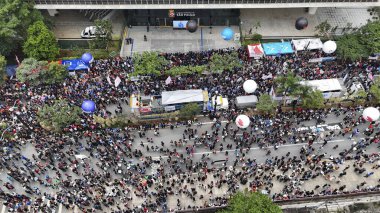 Sao Paulo (SP), Brezilya 04 / 29 / 2025 Sao Paulo belediye çalışanlarının bu sabah Bela Vista 'daki Sao Paulo İl Meclisi önünde bir gösteri düzenleyen belediye çalışanlarının hava görüntüsü 
