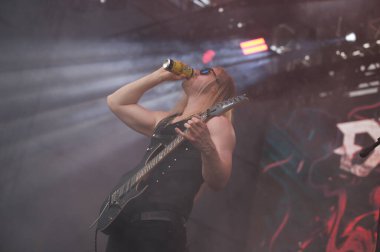 Sao Paulo (sp), Brezilya 03 / 05 / 2025 - Bu cumartesi, Latin Amerika 'nın Sao Paulo şehrinde düzenlenen anma töreninde, çete üyeleri açık havada dynazty grubunun performansı. (Fabricio bomjardim / the new ws2)