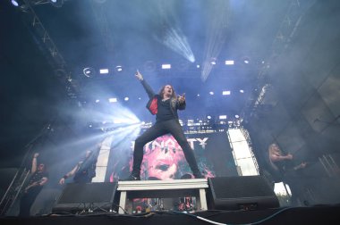 Sao Paulo (sp), Brezilya 03 / 05 / 2025 - Bu cumartesi, Latin Amerika 'nın Sao Paulo şehrinde düzenlenen anma töreninde, çete üyeleri açık havada dynazty grubunun performansı. (Fabricio bomjardim / the new ws2)