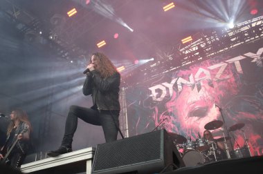 Sao Paulo (sp), Brezilya 03 / 05 / 2025 - Bu cumartesi, Latin Amerika 'nın Sao Paulo şehrinde düzenlenen anma töreninde, çete üyeleri açık havada dynazty grubunun performansı. (Fabricio bomjardim / the new ws2)