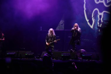 Sao Paulo (sp), Brezilya 03 / 05 / 2025 - bu cumartesi, Sao Paulo şehrinde düzenlenen Latin Amerika Anıtı 'nda, çeteciler açık havada Saxon grubunun performansı. (Fabricio Bomjardim / The Newws2) 