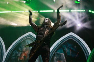 Sao Paulo (sp), Brezilya 03 / 05 / 2025 - Çetecilerin ikinci gününde grup power wolf 'un performansı, ülkenin en büyük metal festivali (03), Latin Amerika Anıtı' nda (fabricio bomjardim / thenews2)