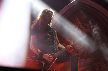 Sao Paulo (sp), Brezilya 03 / 05 / 2025 - Çetecilerin ikinci gününde grup power wolf 'un performansı, ülkenin en büyük metal festivali (03), Latin Amerika Anıtı' nda (fabricio bomjardim / thenews2)