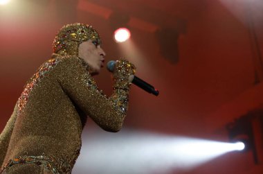 Sao Paulo (sp), Brezilya 03 / 05 / 2025 - şarkıcı ney matogrosso, Sao Paulo 'nun başkenti Alto de Pinheiros' ta yer alan nomade festivalinde sahne aldı.