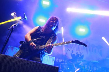 Sao Paulo (sp), Brezilya 04 / 05 / 2025 - Latin Amerika 'nın anısına düzenlenen ve Brezilya' nın en büyük metal festivali olan, çete üyelerinin güneş sahnesindeki çekimlerini kapatan grubun performansı (04)