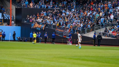 Bayan Nycfc, Cincinnati 'ye karşı. Mayıs 04.2025, New York, ABD: 4 Mayıs 2025 'te, New York City FC Cincinnati' yi (1-0) yendi. (Jorge Estrellado / the new ws2)
