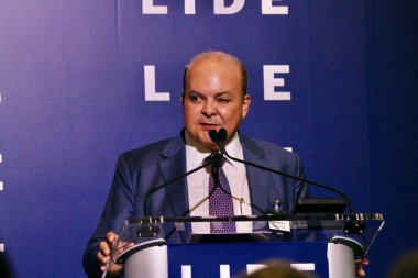 13 Mayıs 2025, New York, ABD: Ibaneis Rocha, federal bölge valisi -brasilia New York 'taki Harvard Club' da düzenlenen 14. Lide Brezilya yatırım forumu sırasında (niyi fote / the enews2)