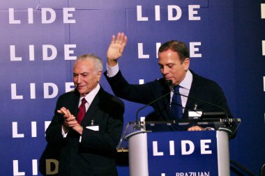 13 Mayıs 2025, New York, ABD: (l-r) Micheal Temer, eski Brezilya başkanı ve Joao Doria, 14. Lide Brezilya yatırım forumu sırasında Harvard Club (niyi fote / thenews2)