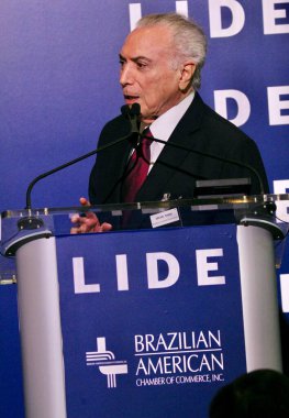 13 Mayıs 2025, New York, ABD: Micheal Temer, New York 'taki Harvard Club' da düzenlenen 14. Lide Brezilya yatırım forumu sırasında eski başkan (niyi fote / thews2)