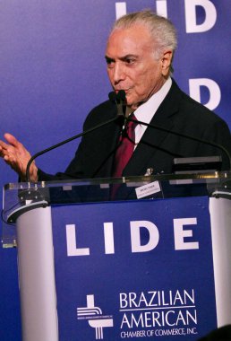 13 Mayıs 2025, New York, ABD: Micheal Temer, New York 'taki Harvard Club' da düzenlenen 14. Lide Brezilya yatırım forumu sırasında eski başkan (niyi fote / thews2)
