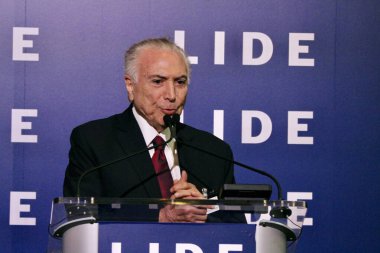 13 Mayıs 2025, New York, ABD: Micheal Temer, New York 'taki Harvard Club' da düzenlenen 14. Lide Brezilya yatırım forumu sırasında eski başkan (niyi fote / thews2)