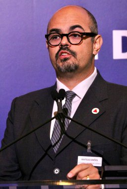 13 Mayıs 2025, New York, ABD: mateus simoes, Minas Gerais vali yardımcısı, Brezilya haftası boyunca New York 'taki Harvard Club' da düzenlenen 14. Lide Brezilya yatırım forumu sırasında gerçekleşmiştir (niyi fote / theenews2)