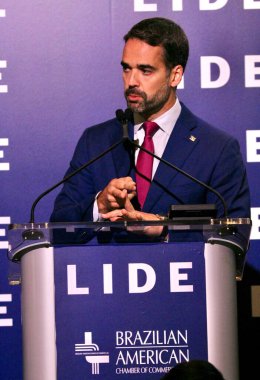 13 Mayıs 2025, New York, ABD: Eduardo Leite, Rio Grande do sul Valisi New York 'taki Harvard Club' da düzenlenen 14. Lide Brezilya Yatırım Forumu sırasında gerçekleştirildi (niyi fote / thews2)