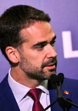 13 Mayıs 2025, New York, ABD: Eduardo Leite, Rio Grande do sul Valisi New York 'taki Harvard Club' da düzenlenen 14. Lide Brezilya Yatırım Forumu sırasında gerçekleştirildi (niyi fote / thews2)