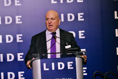 13 Mayıs 2025, New York, ABD: Brezilya Amerikan Ticaret Odaları Başkanı Will Landers, 14. Lide Brezilya Yatırım Forumu sırasında Harvard Club 'da (Niyi fote / theenews2)