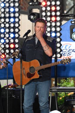 Blake Shelton, Amerikalı country müzik şarkıcısı, söz yazarı ve TV kişisi, ada, oklahoma doğumlu. Bugün 13 Mayıs 2025 'te, New York, ABD' de yeni albümünün tanıtımı için sahne aldı. (Victor m matos / thews2)