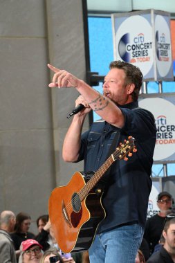 Blake Shelton, Amerikalı country müzik şarkıcısı, söz yazarı ve TV kişisi, ada, oklahoma doğumlu. Bugün 13 Mayıs 2025 'te, New York, ABD' de yeni albümünün tanıtımı için sahne aldı. (Victor m matos / thews2)