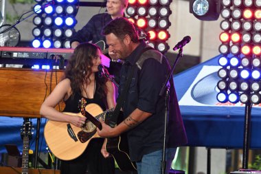 Blake Shelton, Amerikalı country müzik şarkıcısı, söz yazarı ve TV kişisi, ada, oklahoma doğumlu. Bugün 13 Mayıs 2025 'te, New York, ABD' de yeni albümünün tanıtımı için sahne aldı. (Victor m matos / thews2)