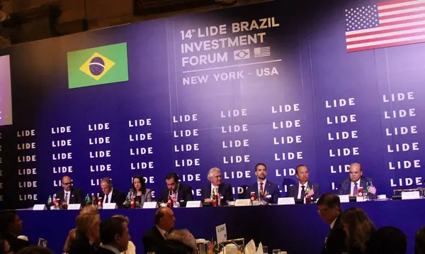 13 Mayıs 2025, New York, ABD: Brezilya 'daki Harvard Club' da düzenlenen 14. Lide Brezilya Yatırım Forumu, Brezilya 'lı politikacılar ve işadamlarının (niyi fote / thews2)