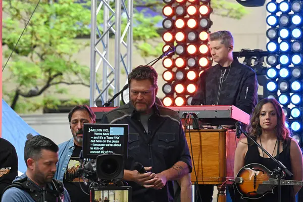 Blake Shelton, Amerikalı country müzik şarkıcısı, söz yazarı ve TV kişisi, ada, oklahoma doğumlu. Bugün 13 Mayıs 2025 'te, New York, ABD' de yeni albümünün tanıtımı için sahne aldı. (Victor m matos / thews2)