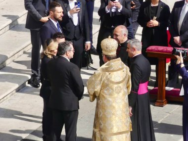 Papa XIV. Leo rolünde Zelensky açılış ayinine başkanlık ediyor. 18 Mayıs 2025, St. Peter Meydanı, Vatikan, Vatikan, Roma, İtalya, Ukrayna Başkanı Vlodomyr Zelensky Papa 18..