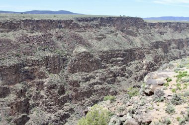 24 Mayıs 2025, Taos, New Mexico, ABD: Taos 'taki Rio Grande Gorge Köprüsü ya da 