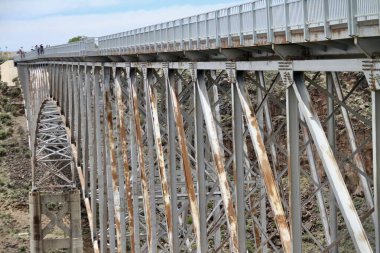 24 Mayıs 2025, Taos, New Mexico, ABD: Taos 'taki Rio Grande Gorge Köprüsü ya da 