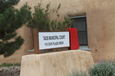 25 Mayıs 2025, Taos, New Mexico, ABD: Taos zengin tarihi, çarpıcı manzaraları ve eşsiz kültür karışımı (niyi fote / thews2)