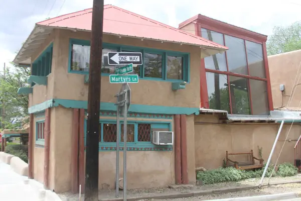 25 Mayıs 2025, Taos, New Mexico, ABD: Taos zengin tarihi, çarpıcı manzaraları ve eşsiz kültür karışımı (niyi fote / thews2)