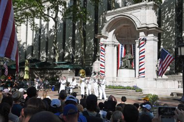 New York, ABD: 26 Mayıs 2025 - Anma Günü, Birleşik Devletler vatandaşlarının ve müttefiklerinin geçmişte ve günümüzdeki savaşlarda hayatlarını kaybedenleri onurlandırdığı, onurlandırdığı bir bayramdır.. 