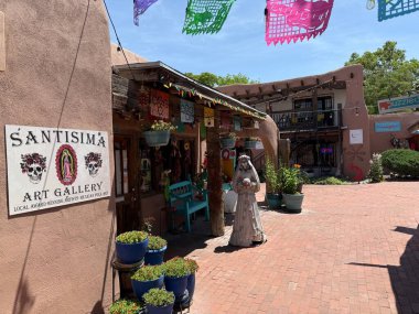 28 Mayıs 2025, Albuquerque, New Mexico, ABD: Albuquerque, New Mexico, New Mexico 'nun en büyük şehri, yüksek çölde yer almaktadır. Modern şehir merkezi, eski şehir albuquerque (niyi fote / theenews2) ile çelişmektedir.)