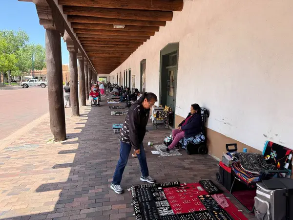 Noel baba ve turizm. 27 Mayıs 2025, Santa Fe, New Mexico, ABD (niyi fote / theenews2)