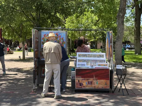 Noel baba ve turizm. 27 Mayıs 2025, Santa Fe, New Mexico, ABD (niyi fote / theenews2)