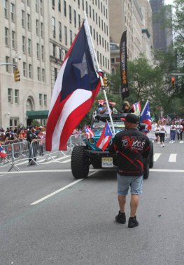 8 Haziran 2025, New York, ABD: 2025 yılında New York 'ta düzenlenen ulusal Porto Riko Günü geçidi (8). Geçit töreni güzergahı 44. caddeden 79. caddeye kadar takip etti (niyi fote / the new ws2)