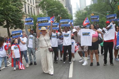 8 Haziran 2025, New York, ABD: 2025 yılında New York 'ta düzenlenen ulusal Porto Riko Günü geçidi (8). Geçit töreni güzergahı 44. caddeden 79. caddeye kadar takip etti (niyi fote / the new ws2)